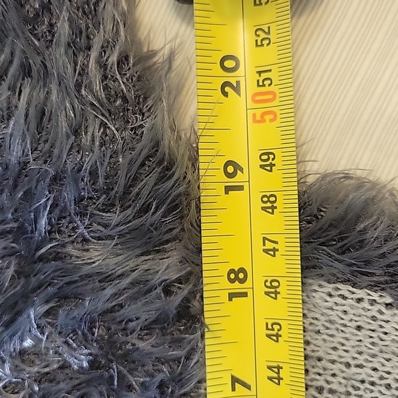 Joseph A. Gray Soft Fuzzy Polka-Dot Sweater  Size Large - Picture 4 of 7